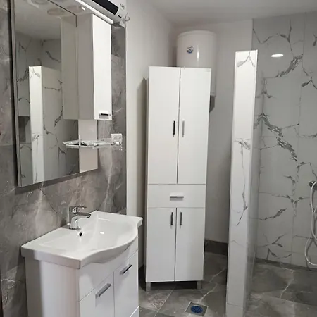 Appartement Kuca - Sekovici