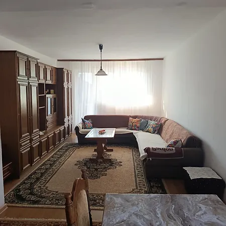 Kuca - Appartement *