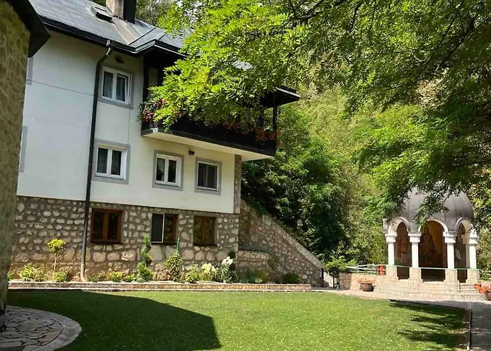 Kuca - شقة Sekovici